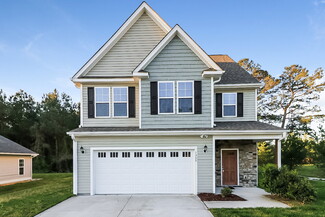 1309 Braemar Highland Dr, Zebulon, NC 27597
