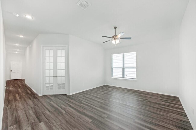 3904 Hometown Blvd unit 36481601, Heartland, TX 75126 - photo 6