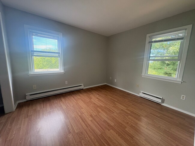 220 Glen Haven Rd unit E, New Haven, CT 06513 - photo 6