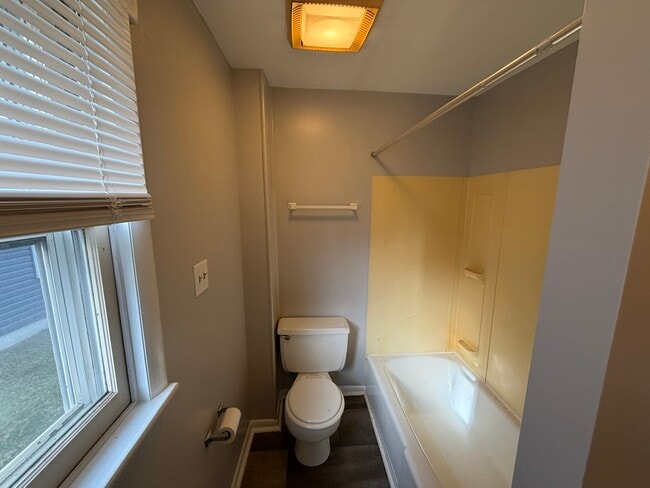 148 N Church St unit 148 1, Waynesboro, PA 17268 - photo 6