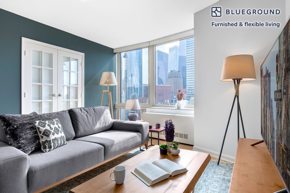 400 Chambers St unit FL28-ID172, New York, NY 10282 - photo 1