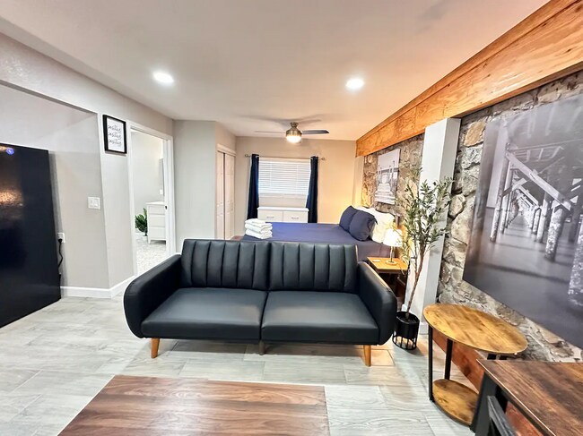 2705 Memphis Ave unit 2705 Memphis Ave Uni, El Paso, TX 79930 - photo 6