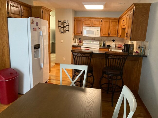 6710 S 165th Ave, Omaha, NE 68135 - photo 3