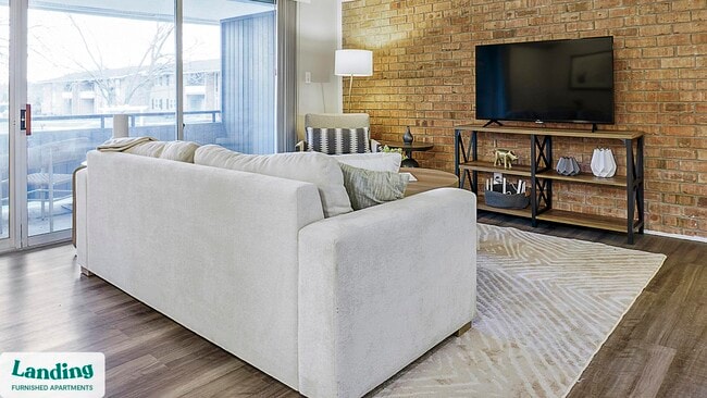 4901 Whitton Place unit 6258F, Indianapolis, IN 46220 - photo 2