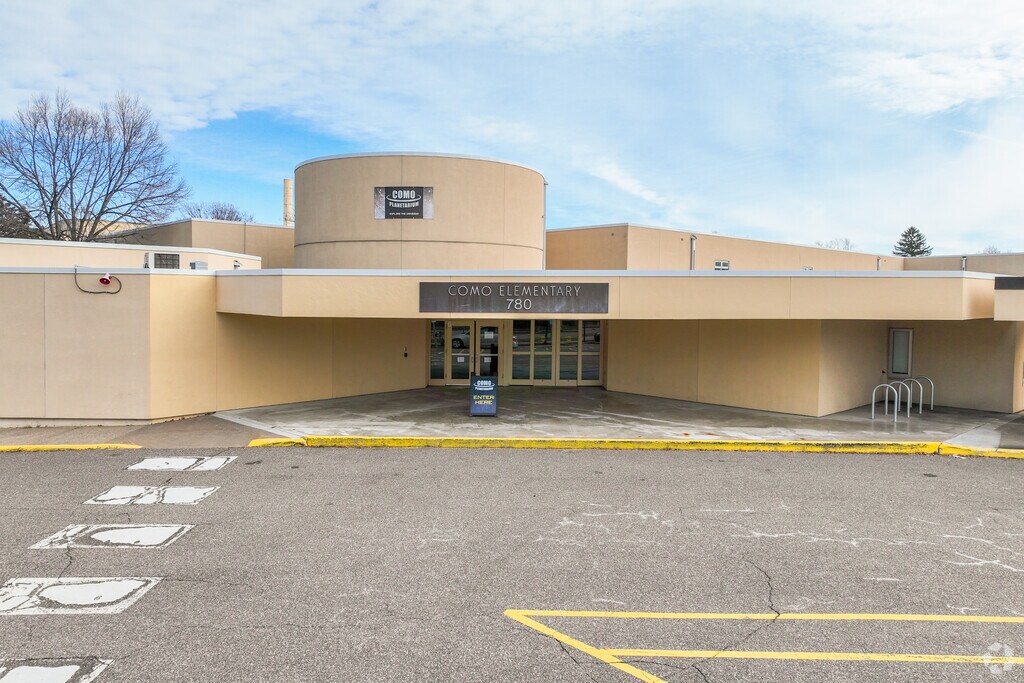 Como Park Elementary School is a public school located in Saint Paul, MN.