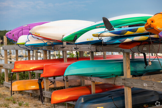 Enjoy and rent out a paddle from the Mount Sinai Yacht Club in Mount Sinai, NY.