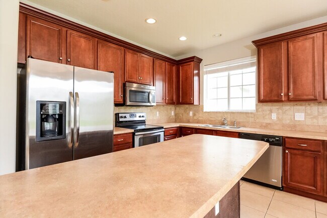 9432 Wellstone Dr, Land O Lakes, FL 34638 - photo 6