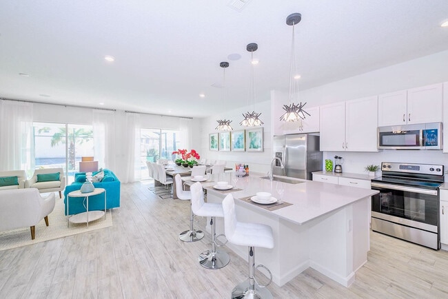 2560 Shanti Dr unit ID1354814P, Kissimmee, FL 34746 - photo 3