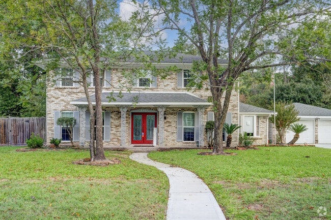 Families embrace spacious living in Woodloch.