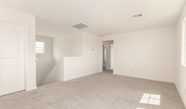 12392 W Parkway Ln, Avondale, AZ 85392 - photo 5