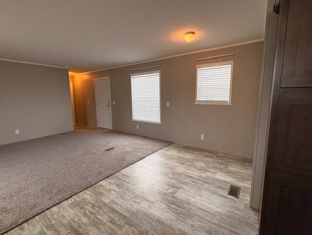 180 W Orleans Ct, Howell, MI 48843 - photo 3