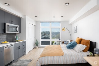 5 W Roy St, Seattle, WA 98119