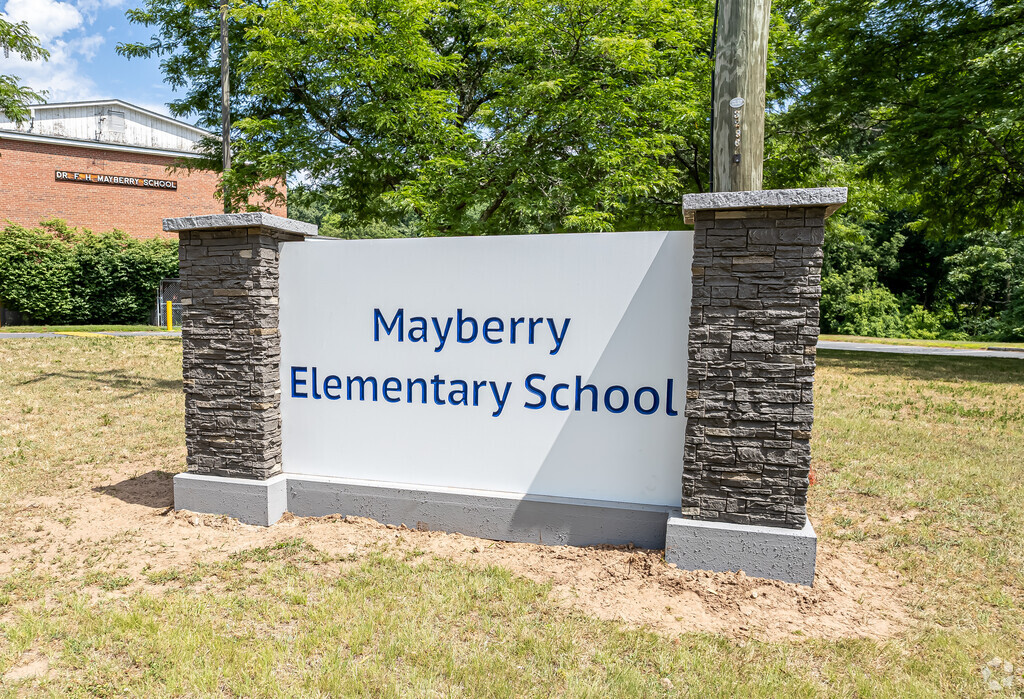 Dr. Franklin H. Mayberry Elementary School is a part of East Hartford Public Schools.