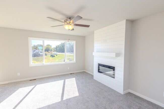 0 Y Ave unit 38620350, Grimes, IA 50111 - photo 7