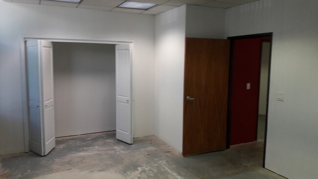 RiverFront live - Work Lofts, Los Angeles, CA 90012 - photo 2