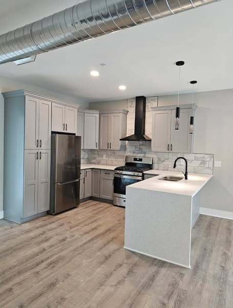 5827 Broadway St Unit 203, Lancaster, NY 14086