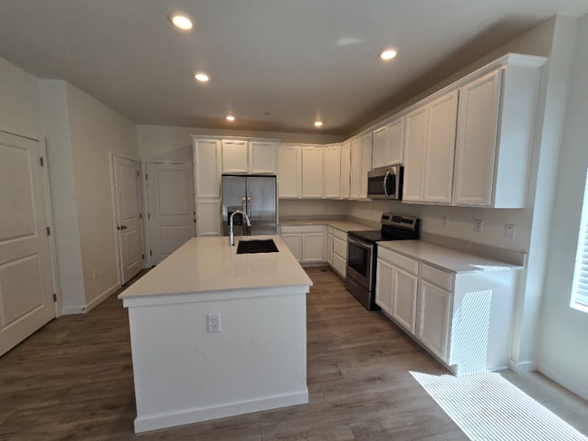 4374 Timnath Pkwy, Timnath, CO 80547 - photo 3