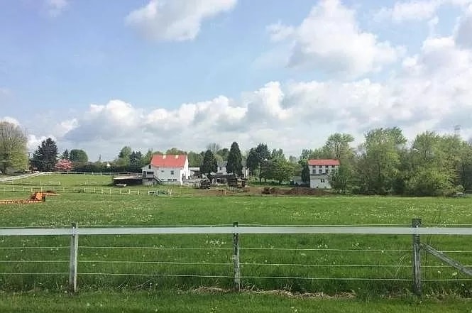 48 Buckwalter Rd, Spring City, PA 19475 - photo 1