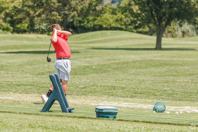 Jonathan's Landing Golf Course is about 5 miles from Woodside, and open to the public.