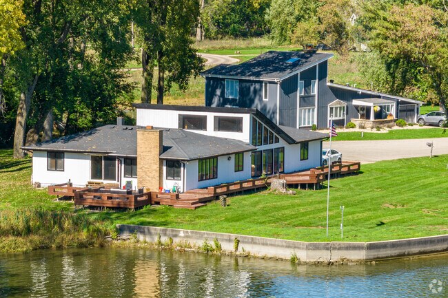 Colby Point offers housing options to accommodate a range of buyers, from modest to high-end.