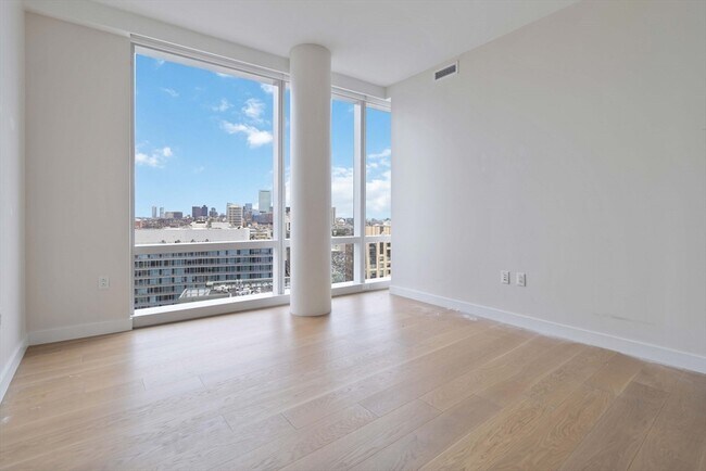 201 Brookline Ave unit J20, Boston, MA 02215 - photo 6