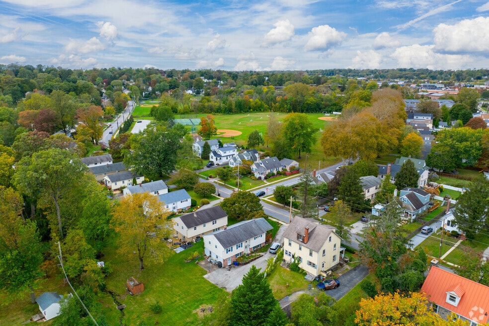 Easttown_1031166_HK_102925_V1