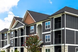 5541 Promenade Point Pkwy, Madison, AL 35757