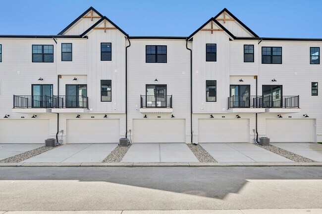 4370 Douro Trail, Westfield, IN 46062 - photo 4