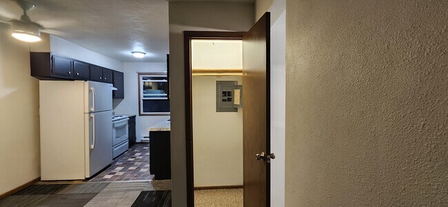 926 17th St S unit 1, La Crosse, WI 54601 - photo 5