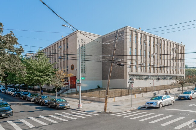 Wide view of Susan B. Anthony Academy.