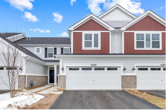 4202 Calder Ln, Aurora, IL 60504