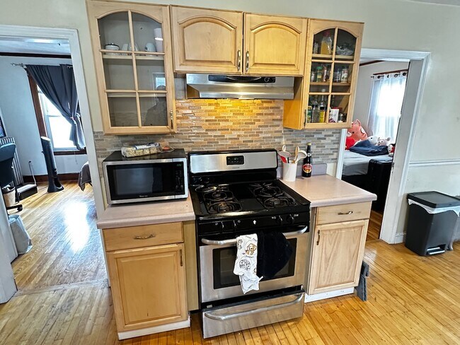 60 Raymond St unit 2, Boston, MA 02134 - photo 4