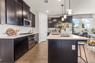 7304 Poplar Dr, Denton, TX 76226