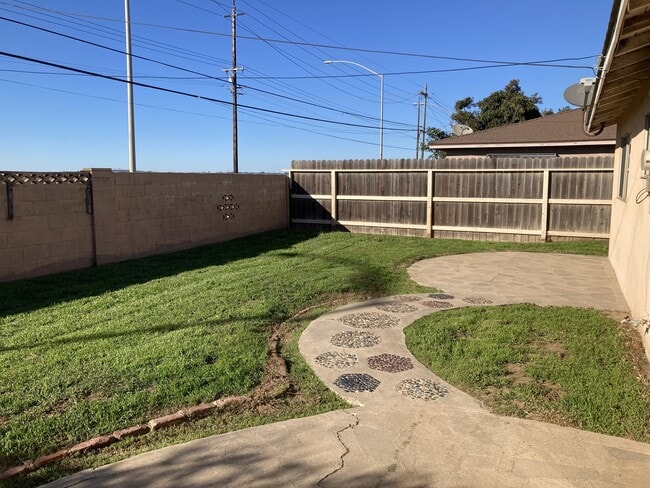 517 Dejoy St, Santa Maria, CA 93458 - photo 2