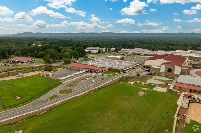 Lake Hamilton Elementary School