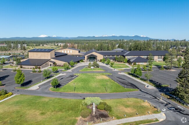 Summit High School serves grades 9-12 in the Summit West neighborhood of Bend.