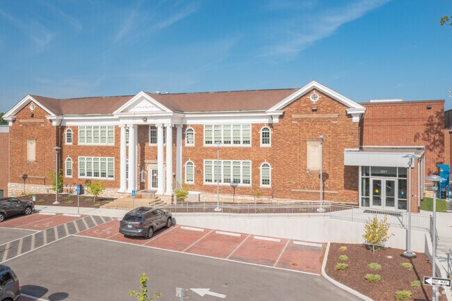 Brentwood High School has a rigorous curriculum for its students.