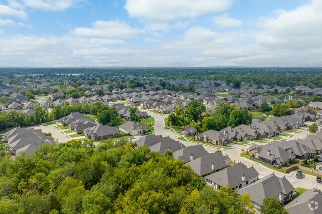 Welcome to the beautiful Rabbit Run neighborhood, where you'll find a variety of homes.