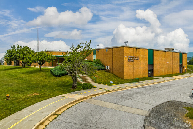 Experience top-notch education at Middletown Elementary School in Middletown, Maryland.