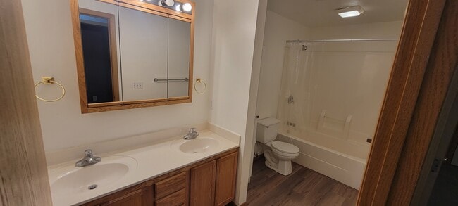 1308 E Redwood Blvd unit 1408 E Redwood BVD, Brandon, SD 57005 - photo 2