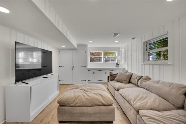 1317 Ferndale Ave, Highland Park, IL 60035 - photo 7