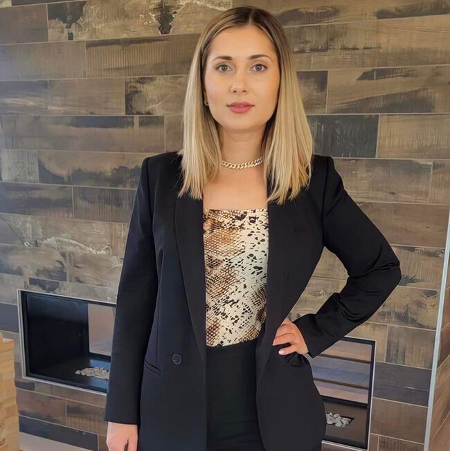Agent Photo