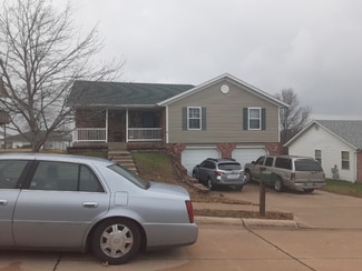 3915 Scarborough Way, Jefferson City, MO 65109