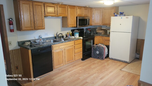 333 Ohio St unit 1, Bangor, ME 04401 - photo 5