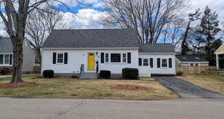 40 Fields Rd, Portsmouth, NH 03801
