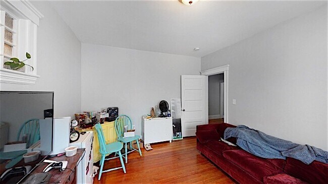 6 Hinckley St unit 1, Somerville, MA 02145 - photo 5