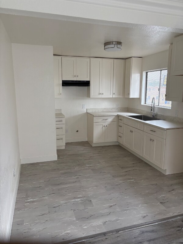 9605 S Avalon Blvd, Los Angeles, CA 90003