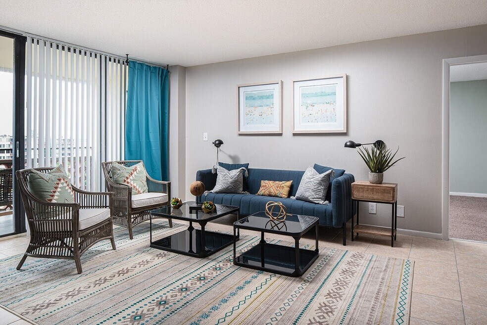 Fairways of Inverrary, Lauderhill, FL 33319 - photo 1