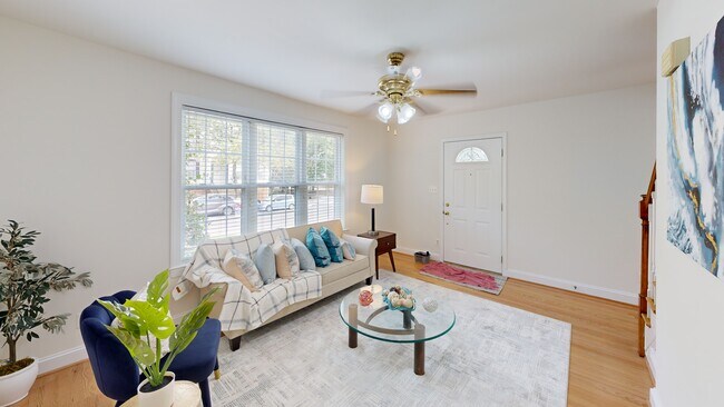 2108 26th St S, Arlington, VA 22206 - photo 2