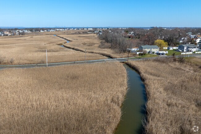 Belford neighborhood is surrounded by nature.